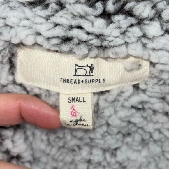 Thread & Supply Gray and White Buckle Plaid Wrap Waterfall Jacket Cardigan Sweat - Picture 4 of 7